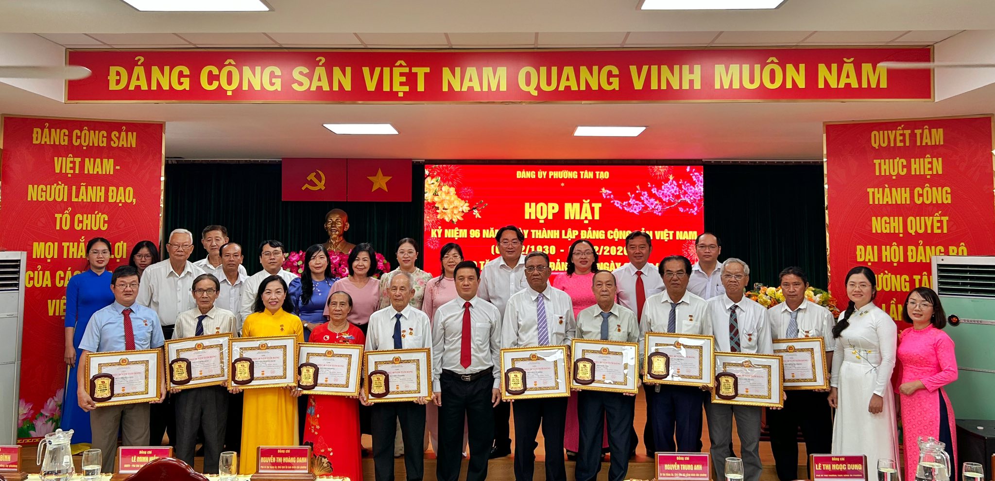 Tin tức hình ảnh